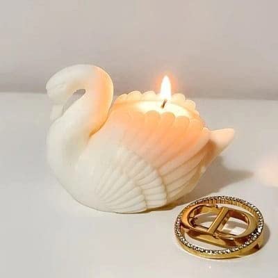 🦢🕯️ swan scented candle | jasmine & lavender aroma | home décor, relaxation & gifting ✨🤍 🦢🕯️ swan scented candle | jasmine & lavender aroma | home décor, relaxation & gifting ✨🤍